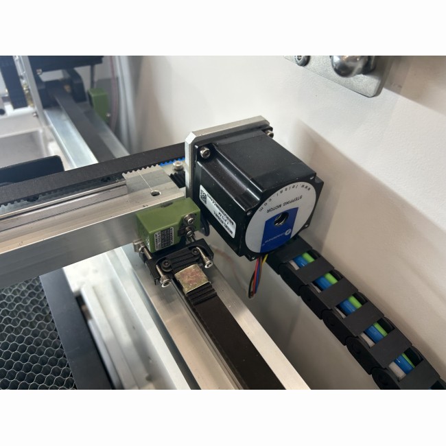 Laser de marquage / découpe CO2 LC60