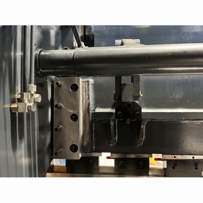 Presse plieuse P2040