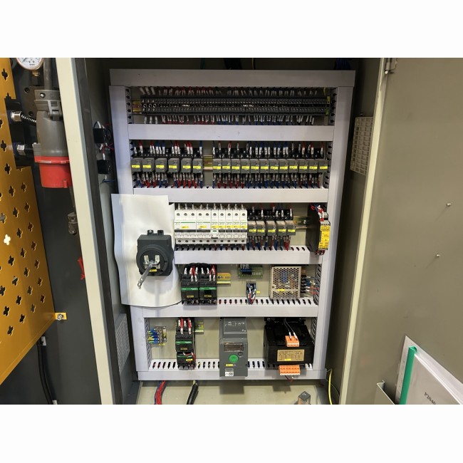 Presse plieuse P2040