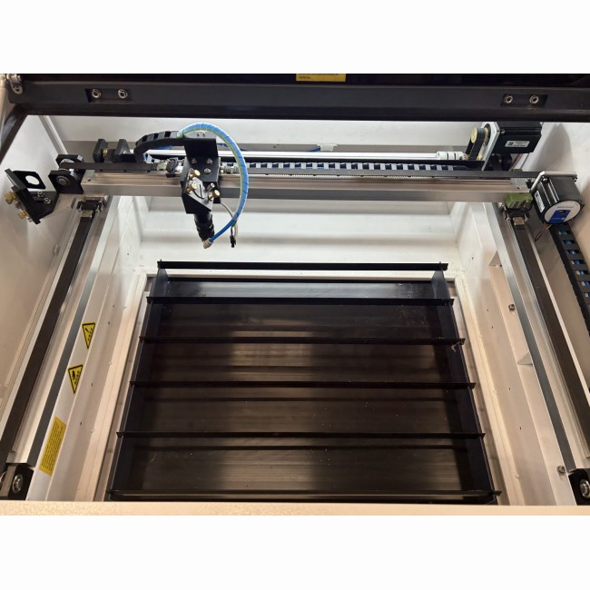 Laser de marquage / découpe CO2 LC60