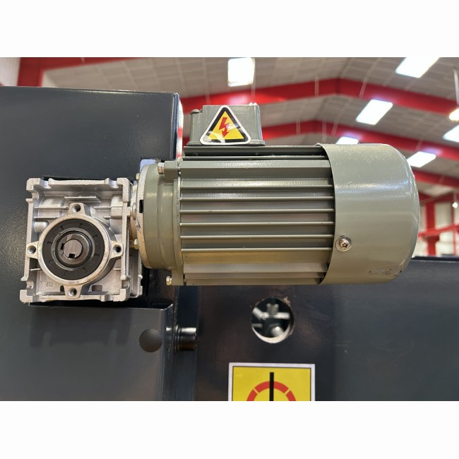 Presse plieuse P2040