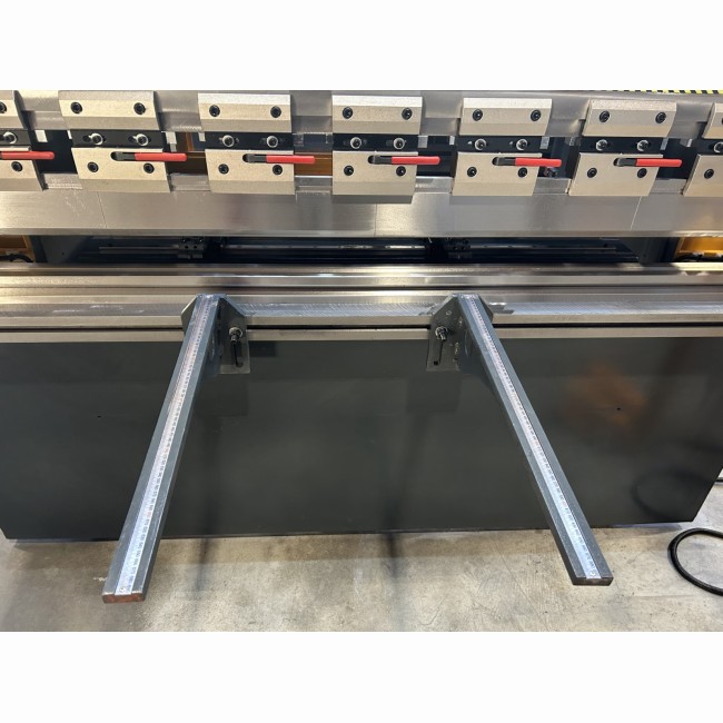 Presse plieuse P2040