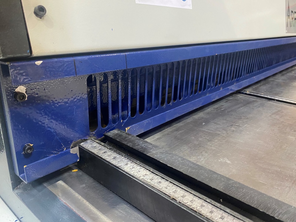 Cisaille mécanique ARROW C1500 x 3
