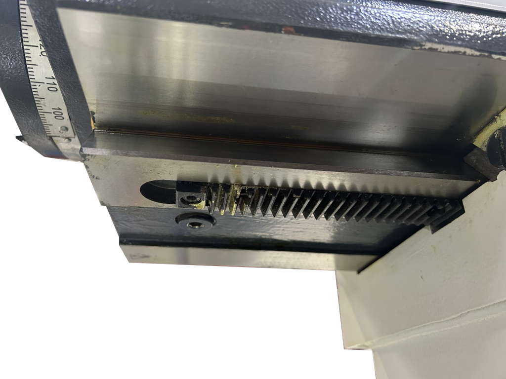 Fraiseuse conventionnelle ARROW FU1000G