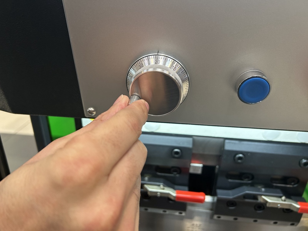 Presse plieuse CN ARROW PE 400x6T