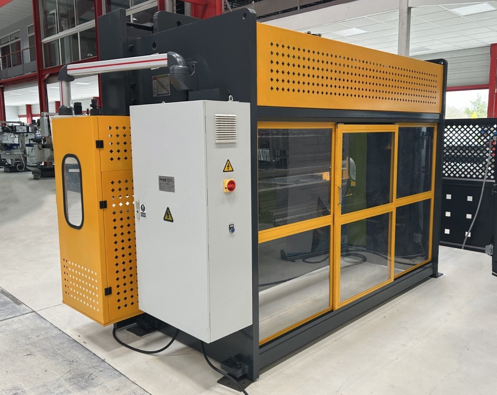 Plieuse conventionnelle ARROW P40200