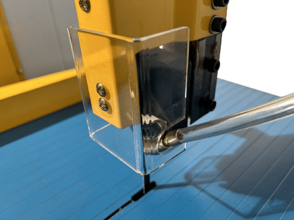 Scie à ruban verticale ARROW SV610