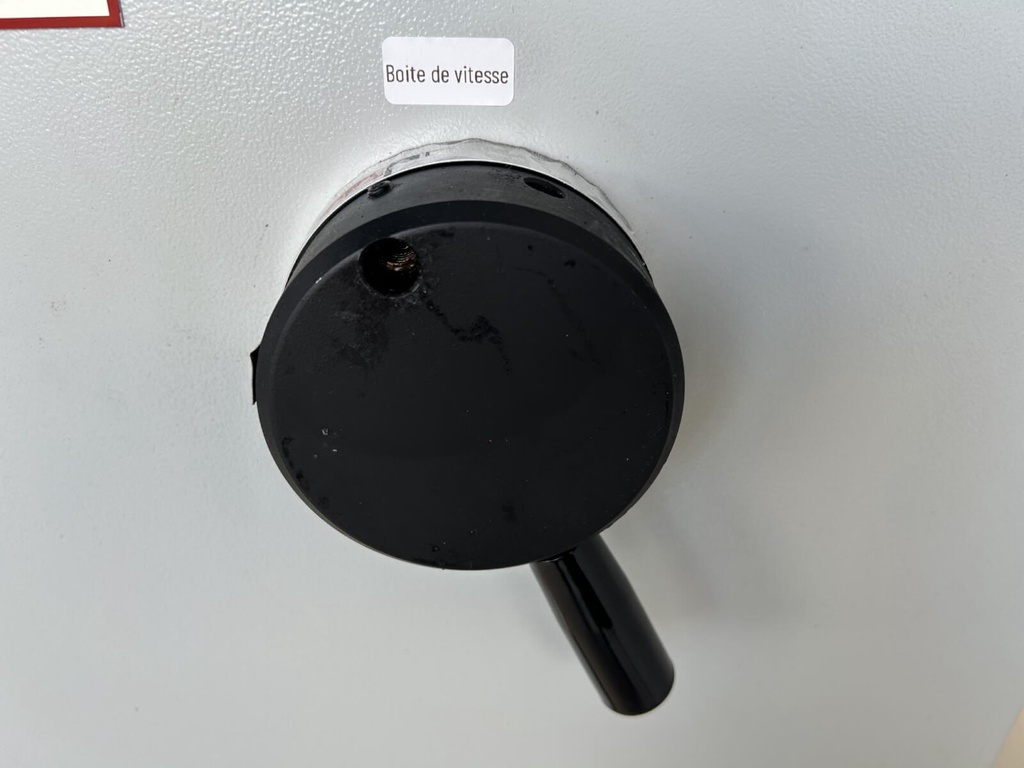 Scie à ruban verticale ARROW SV610