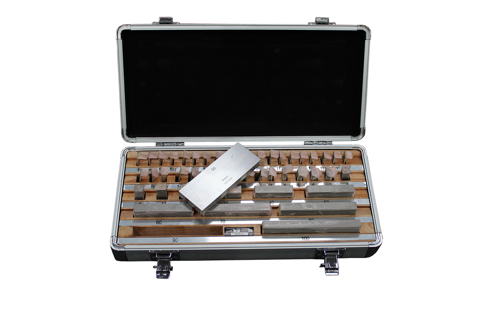 Coffret de 47 cales étalons parallèles en acier